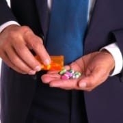 O uso de medicamentos no desempenho profissional