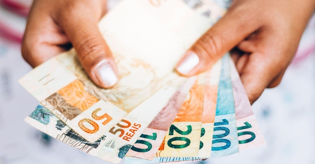 Como definir salário de uma vaga: descubra agora!