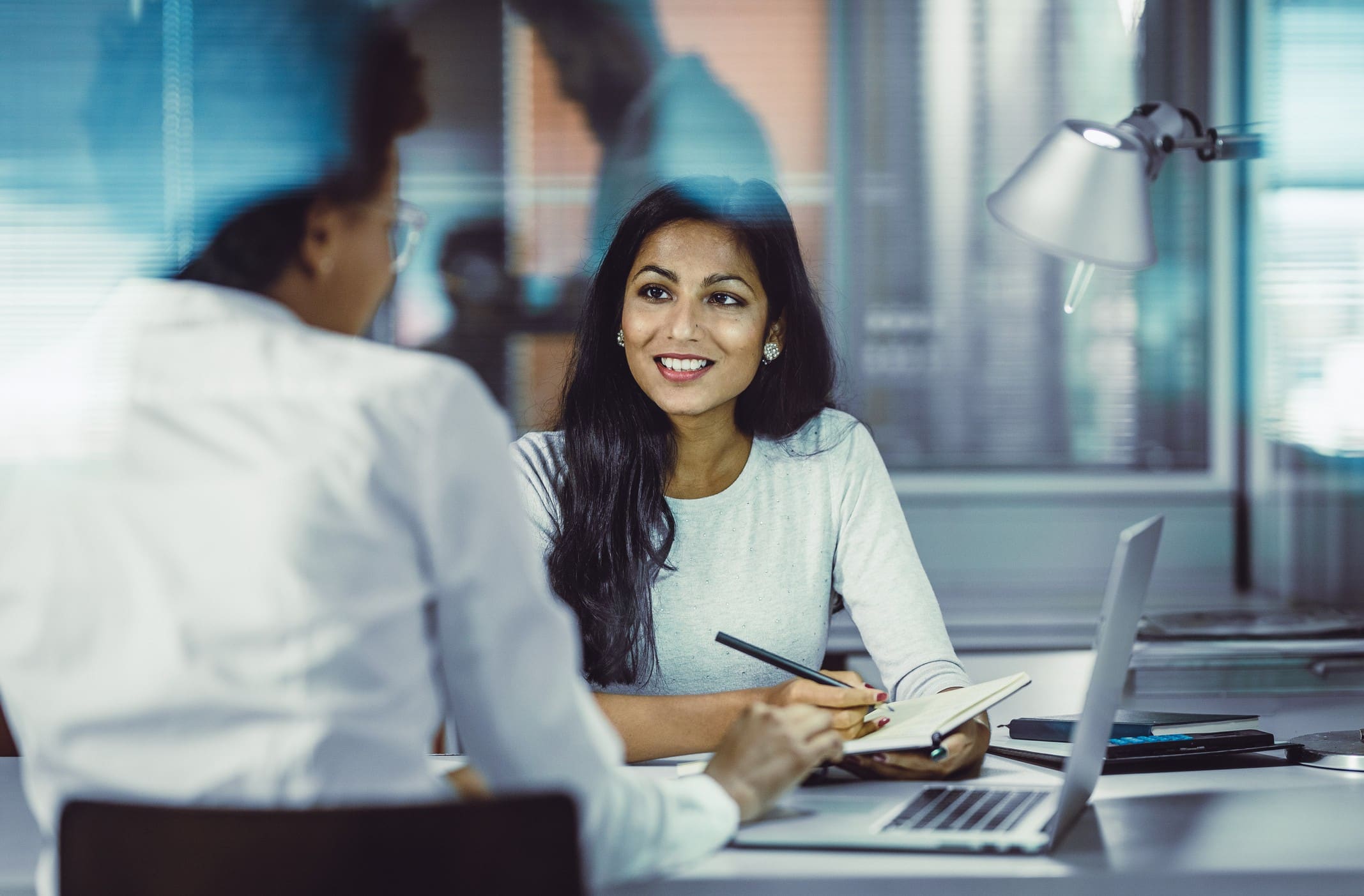Entenda a relação do RH com a inteligência emocional no trabalho