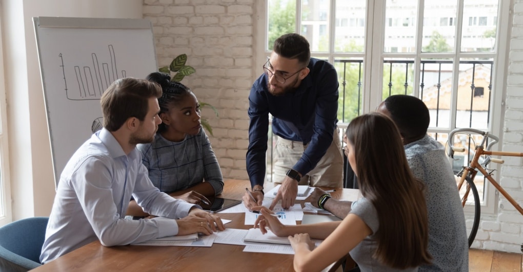 Como montar um plano de desenvolvimento de líderes