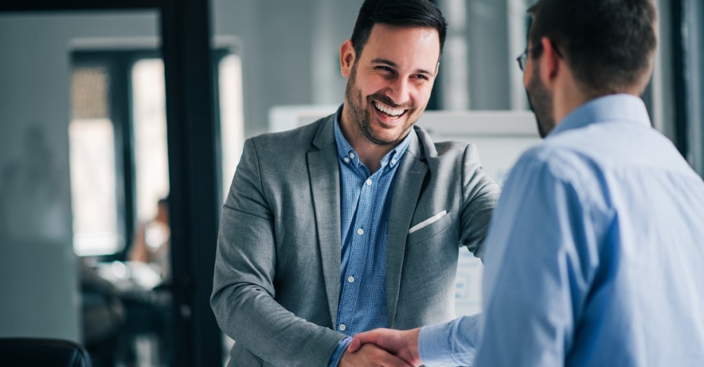 Contratar CLT, PJ ou temporário? Compare custos e saiba qual modelo usar na sua PME