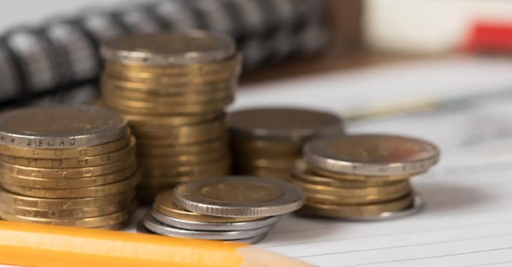 Salário fixo ou comissão? O que funciona melhor para PMEs